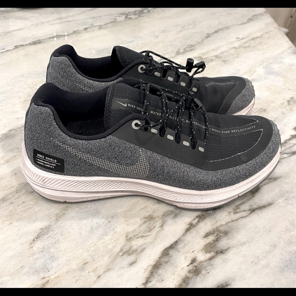 Nike Shield tennis shoes